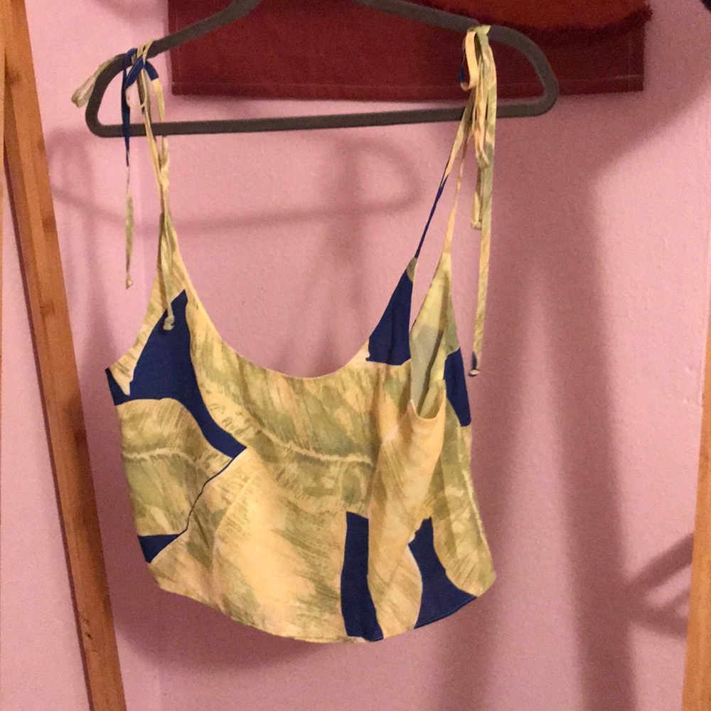 Tanktop - Picture 2 of 3
